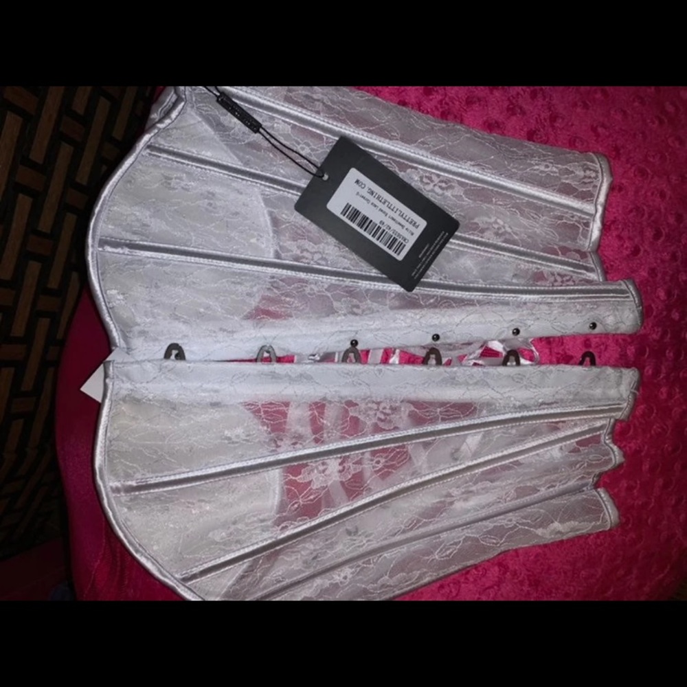 NWT Pretty little thing Corset